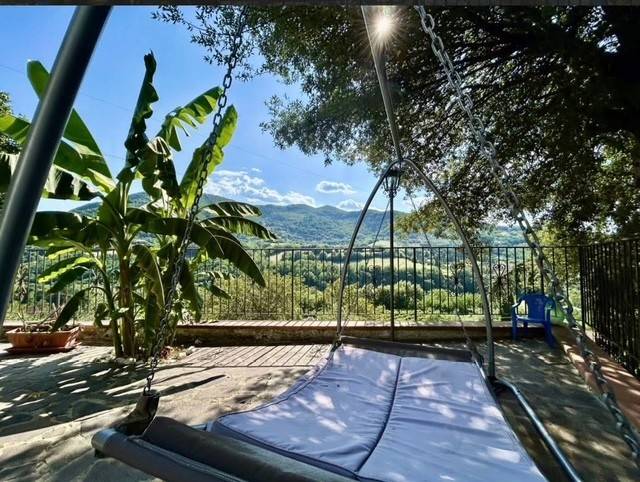 casa indipendente in vendita a Dicomano