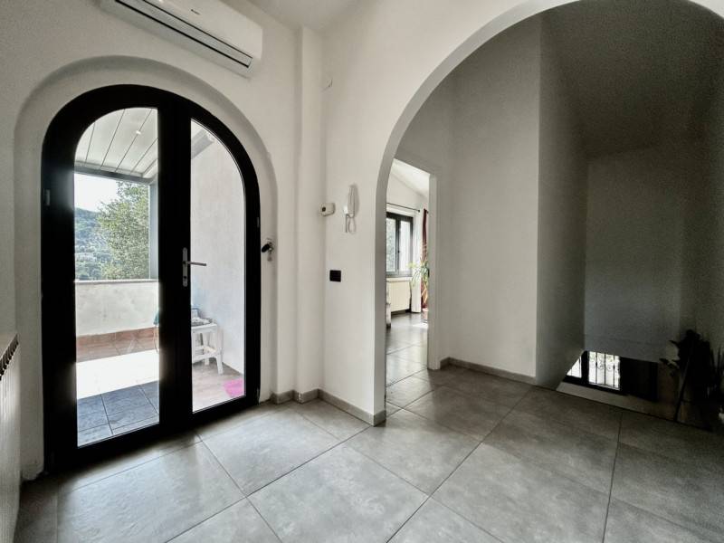 casa indipendente in vendita a Dicomano in zona Frascole