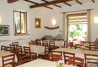 casa indipendente in vendita a Dicomano in zona Corella