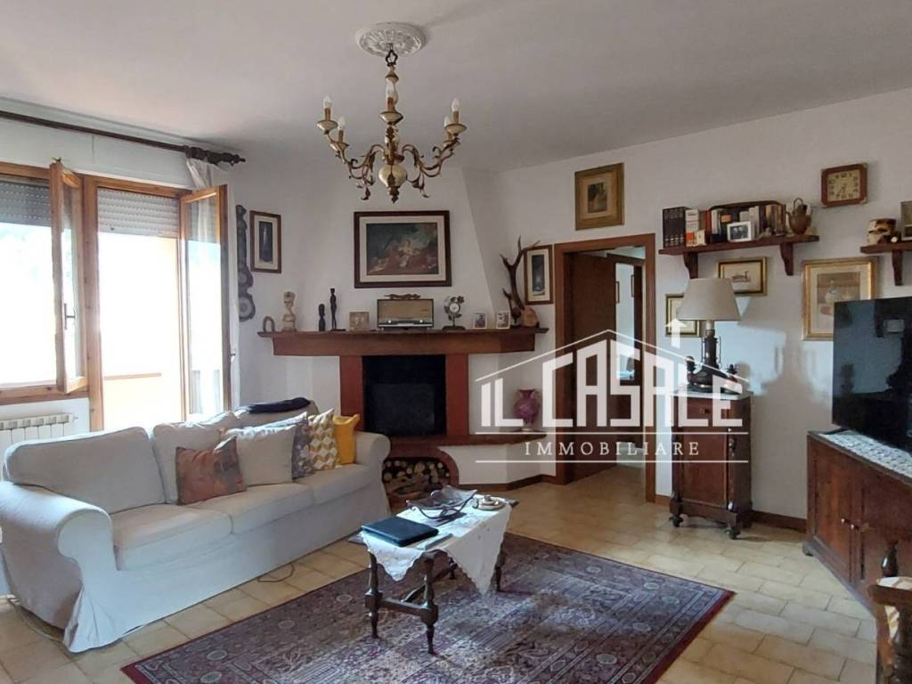 appartamento in vendita a Dicomano in zona Contea