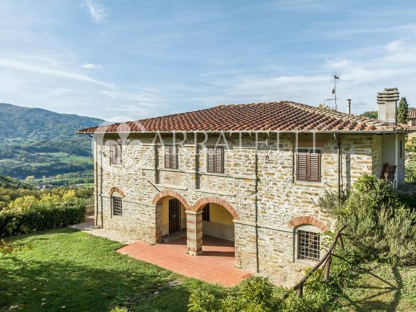casa indipendente in vendita a Dicomano