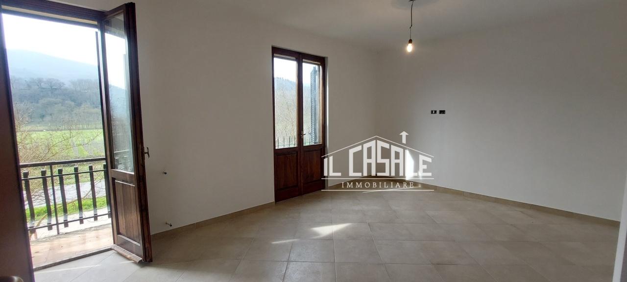 appartamento in vendita a Dicomano