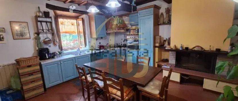 appartamento in vendita a Dicomano in zona Frascole