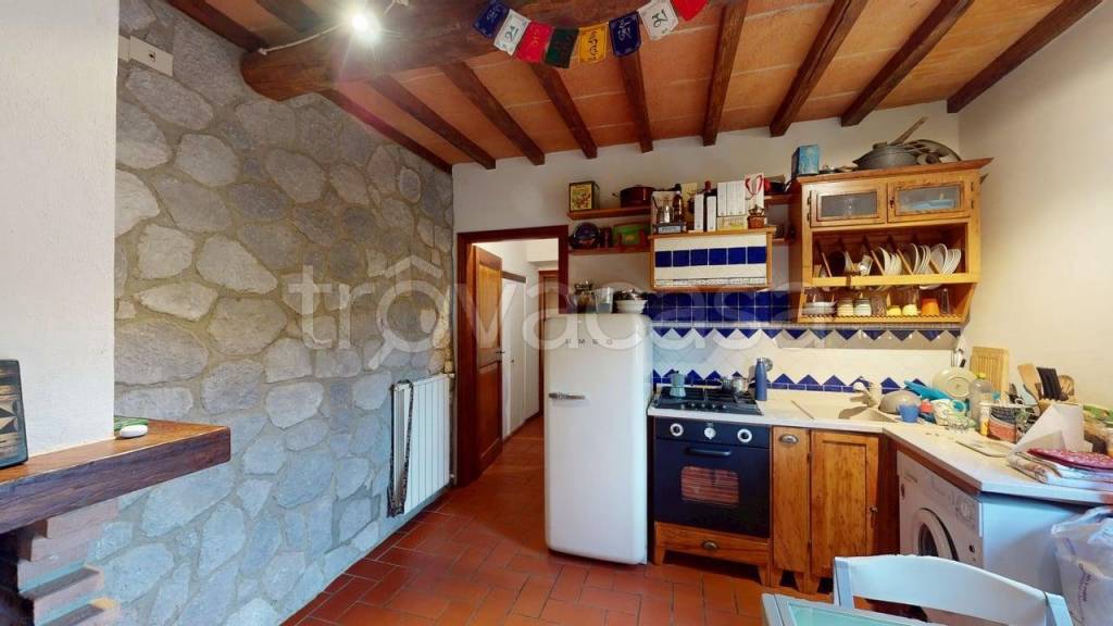 appartamento in vendita a Dicomano in zona Frascole