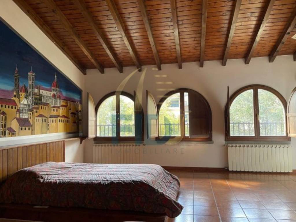 casa indipendente in vendita a Dicomano in zona Celle