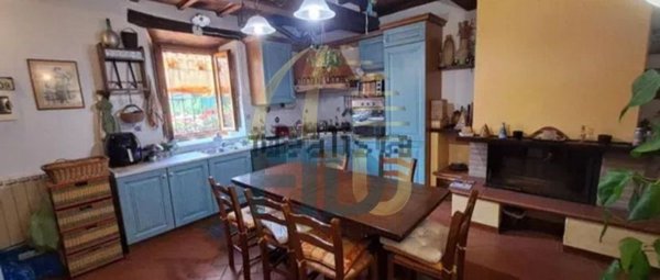 appartamento in vendita a Dicomano in zona Frascole