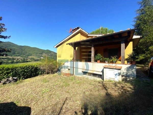 casa indipendente in vendita a Dicomano in zona Frascole