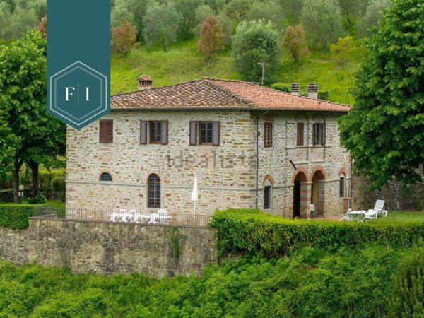 casale in vendita a Dicomano