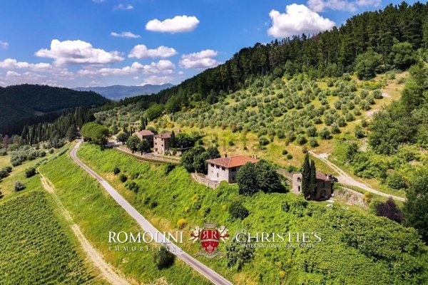 casa indipendente in vendita a Dicomano