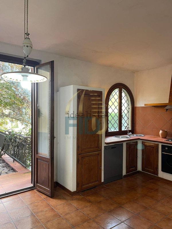 casa indipendente in vendita a Dicomano in zona Celle