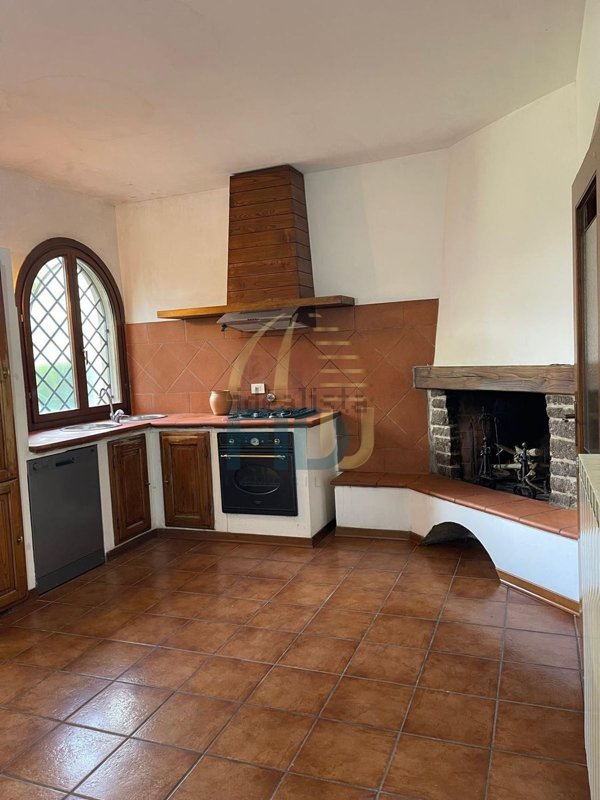 casa indipendente in vendita a Dicomano in zona Celle
