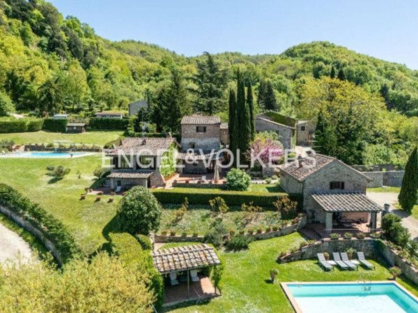 casa indipendente in vendita a Dicomano