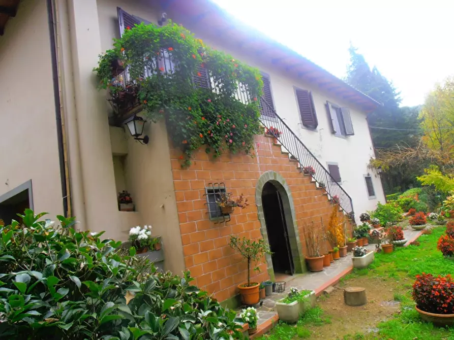 casa indipendente in vendita a Dicomano in zona Celle