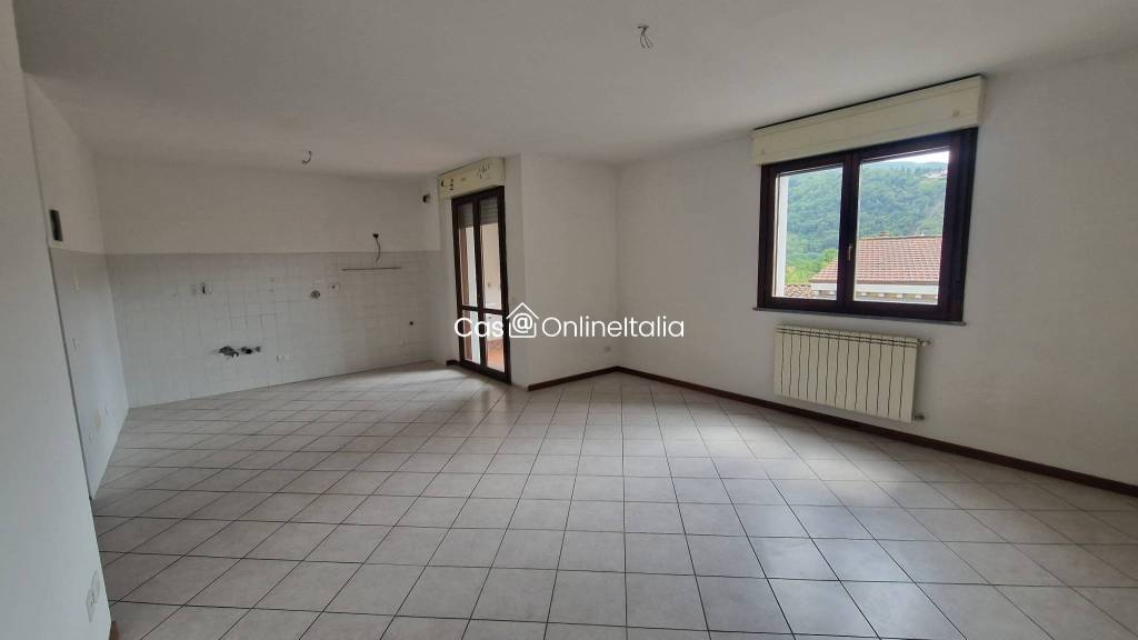 appartamento in vendita a Dicomano in zona Celle