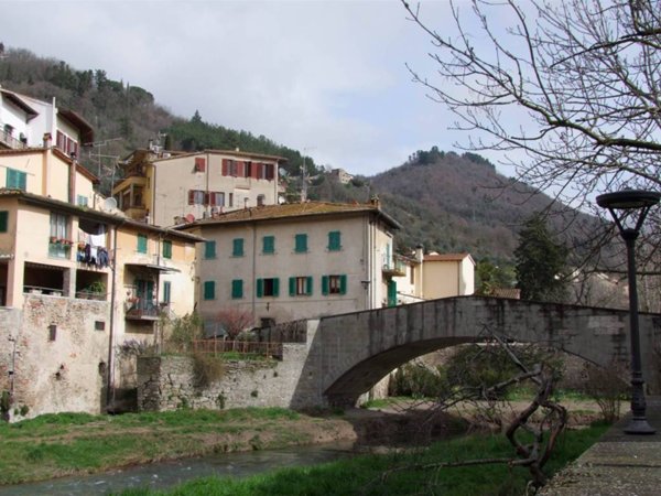 appartamento in vendita a Dicomano in zona Celle