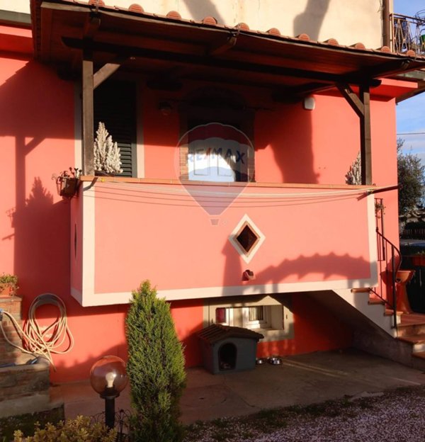 appartamento in vendita ad Empoli in zona Pagnana