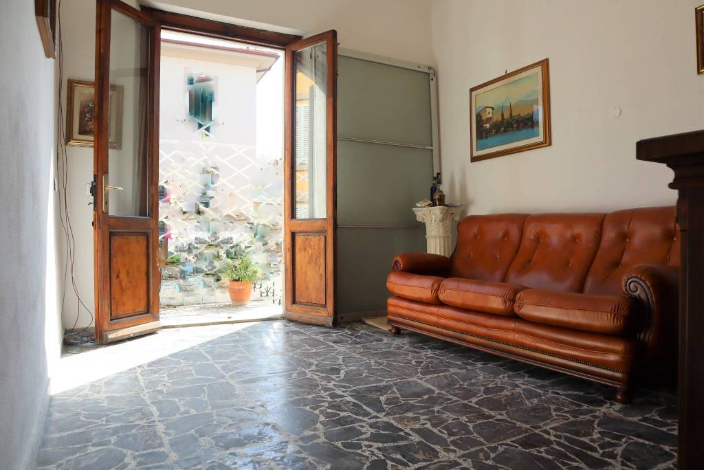 casa indipendente in vendita ad Empoli in zona Marcignana