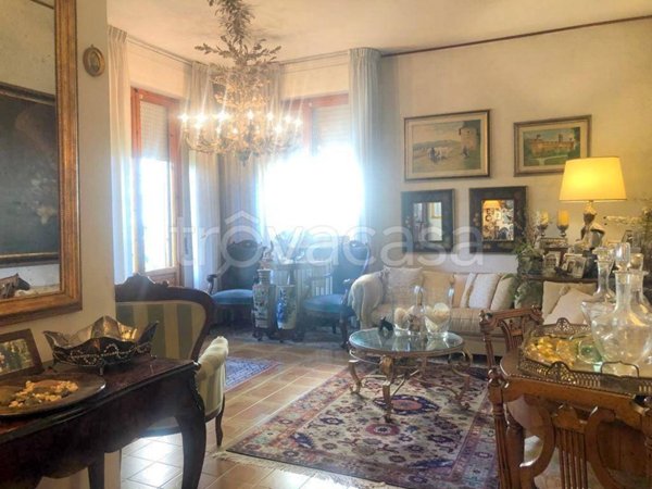 appartamento in vendita ad Empoli in zona Carraia