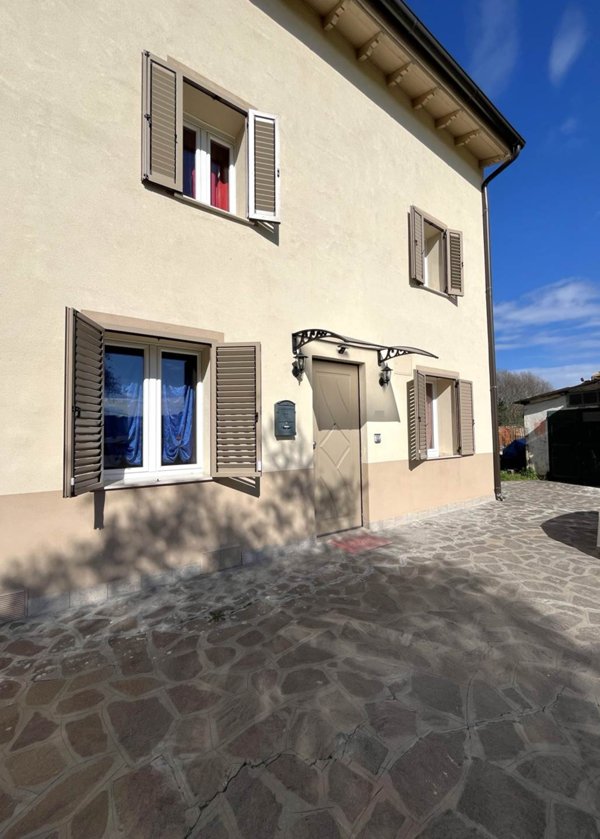 casa indipendente in vendita ad Empoli