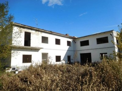 capannone in vendita ad Empoli in zona Ponzano