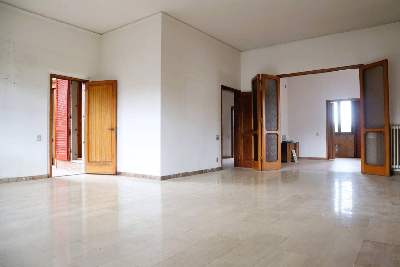 casa indipendente in vendita ad Empoli in zona Centro Storico