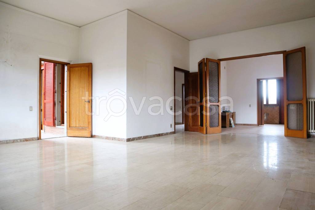 casa indipendente in vendita ad Empoli in zona Centro Storico