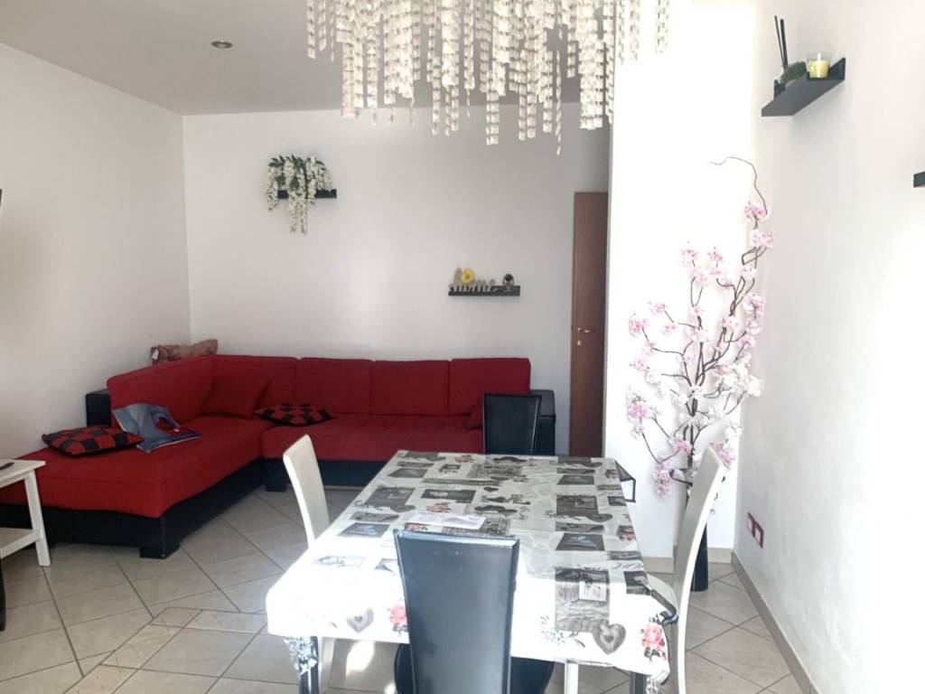 appartamento in vendita ad Empoli in zona Carraia