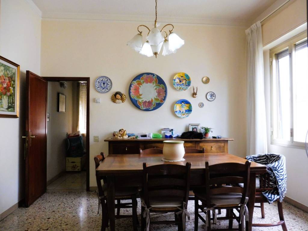 casa indipendente in vendita ad Empoli in zona Serravalle