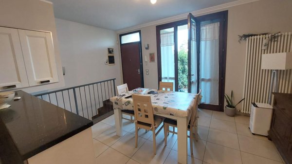 appartamento in vendita ad Empoli in zona Pozzale