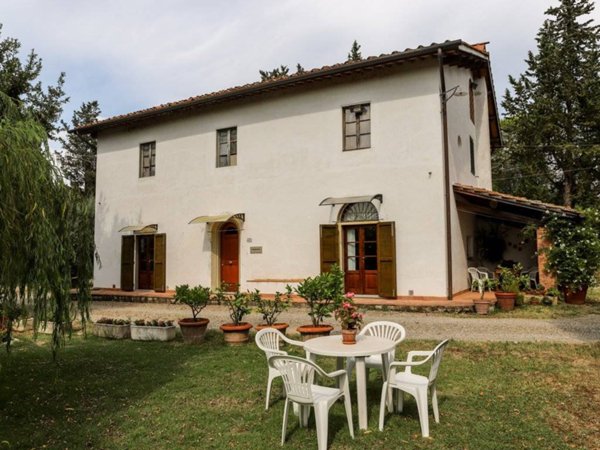 casa indipendente in vendita ad Empoli in zona Pozzale