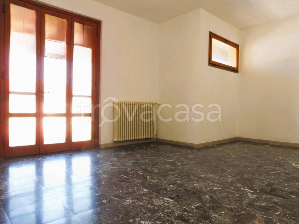 appartamento in vendita ad Empoli in zona Carraia