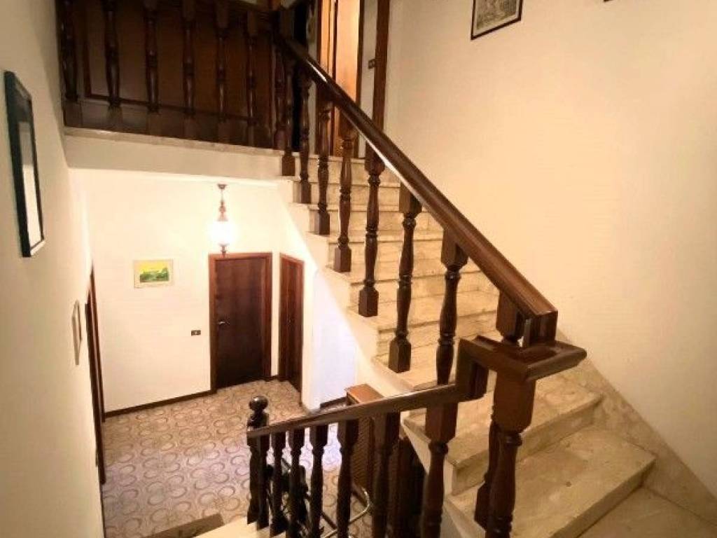 casa indipendente in vendita ad Empoli in zona Marcignana