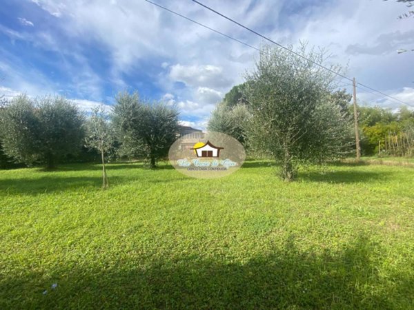 casa indipendente in vendita ad Empoli in zona Brusciana