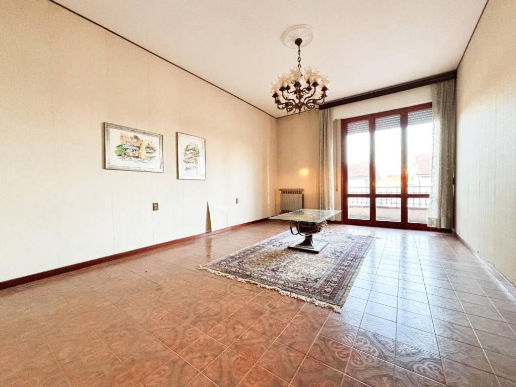 appartamento in vendita ad Empoli in zona Carraia