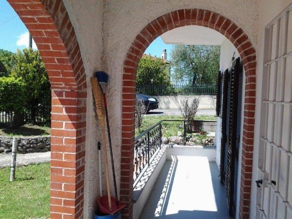 casa indipendente in vendita ad Empoli in zona Monterappoli