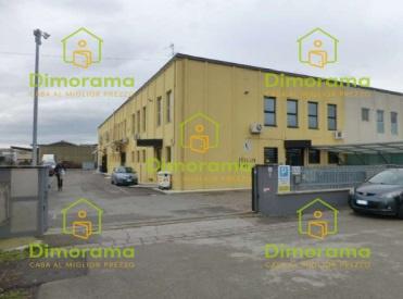 locale commerciale in vendita ad Empoli