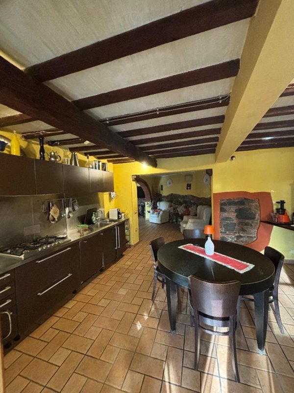 casa indipendente in vendita ad Empoli in zona Ponzano
