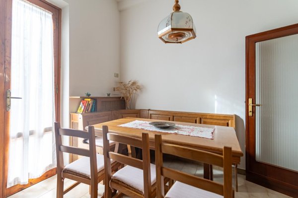 casa indipendente in vendita ad Empoli in zona Carraia