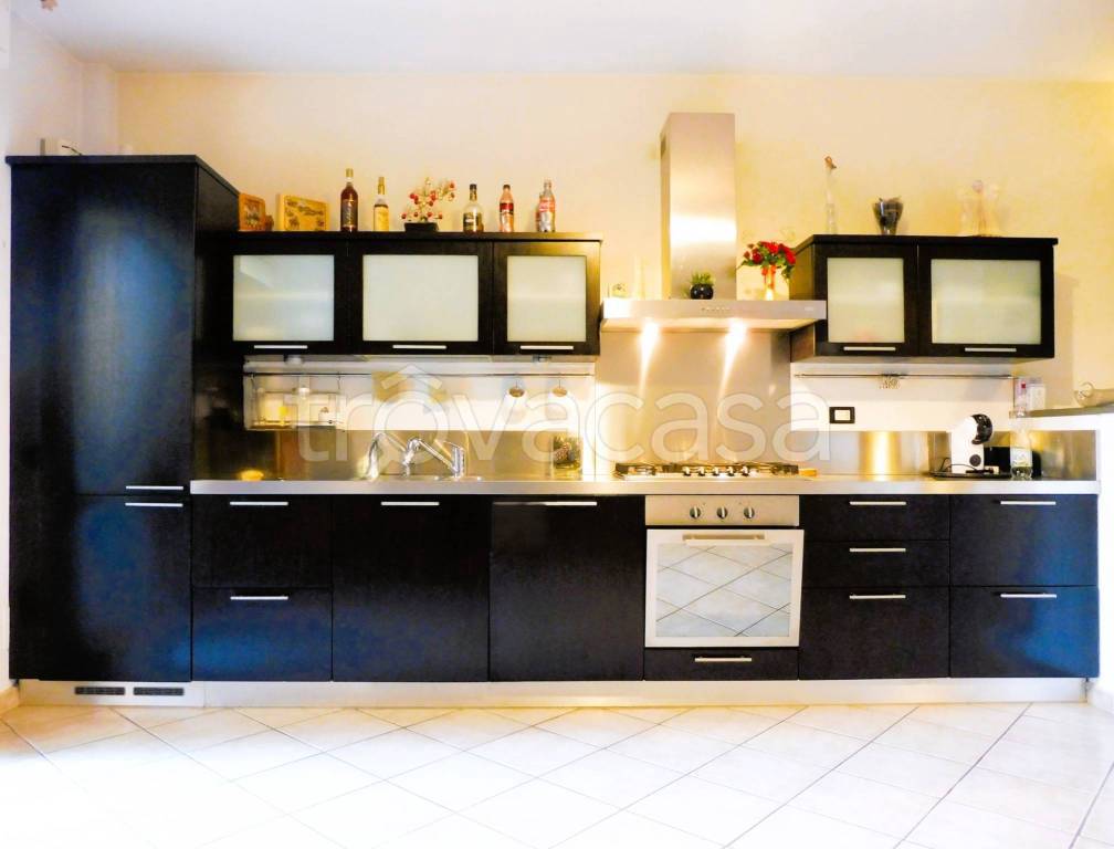 casa indipendente in vendita ad Empoli in zona Centro Storico