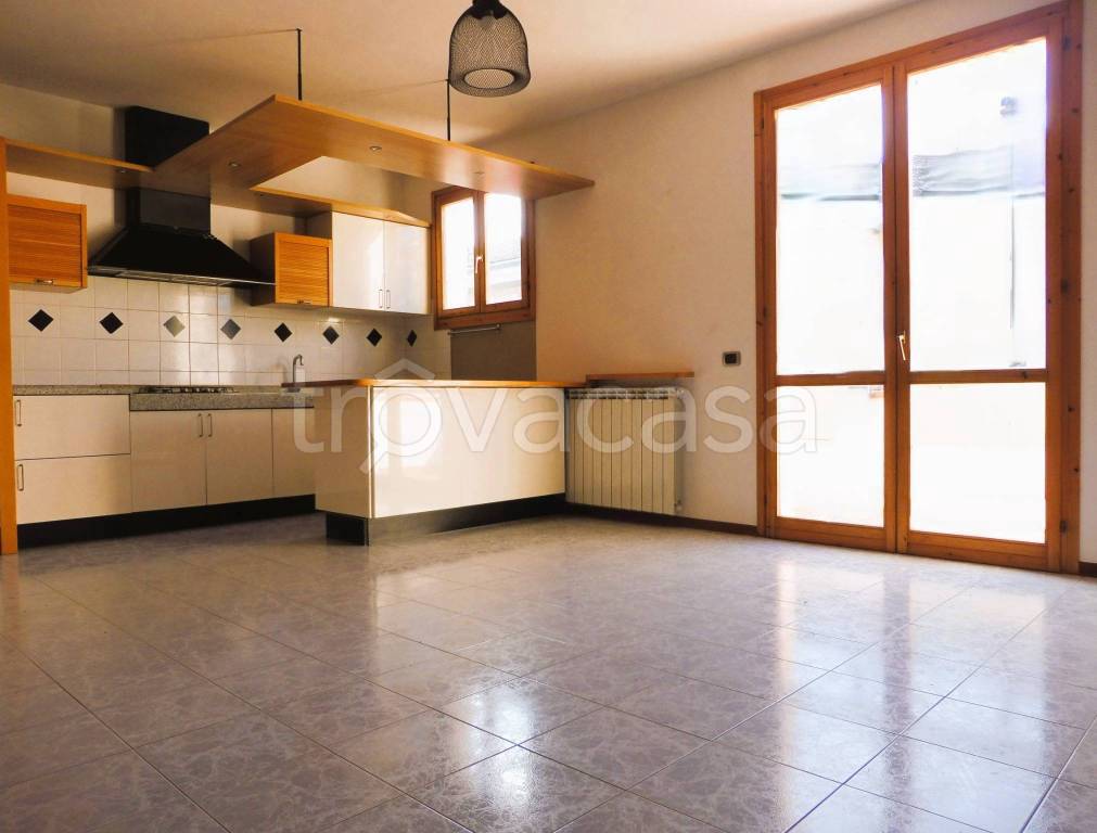 casa indipendente in vendita ad Empoli in zona Serravalle