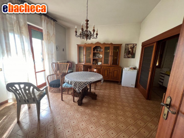 appartamento in vendita ad Empoli in zona Avane