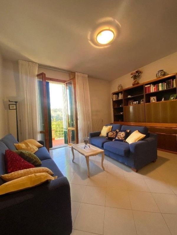 casa indipendente in vendita ad Empoli in zona Serravalle