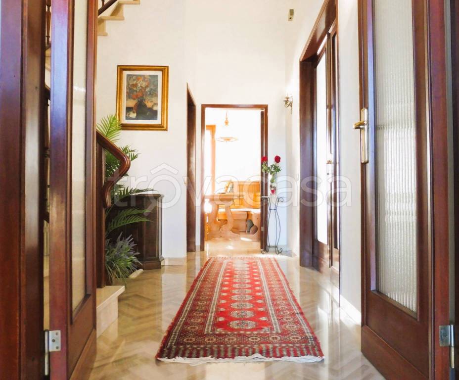 casa indipendente in vendita ad Empoli in zona Carraia