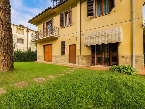 casa indipendente in vendita ad Empoli in zona Ponzano