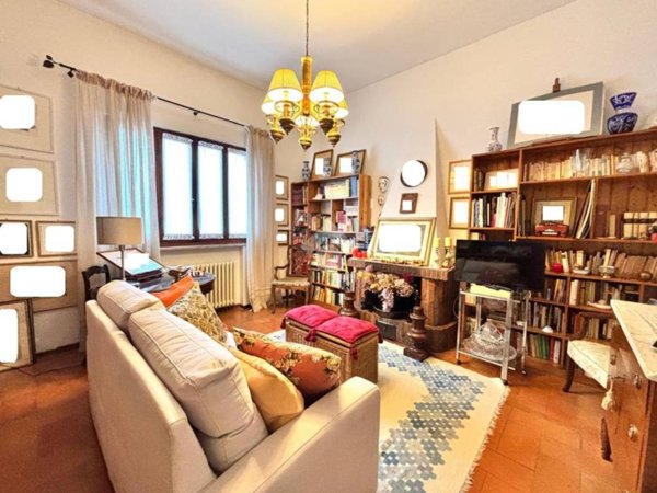 casa indipendente in vendita ad Empoli in zona Brusciana
