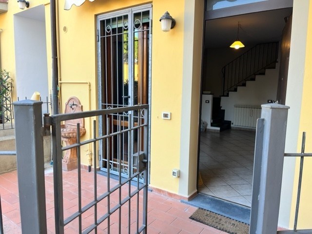 casa indipendente in vendita ad Empoli