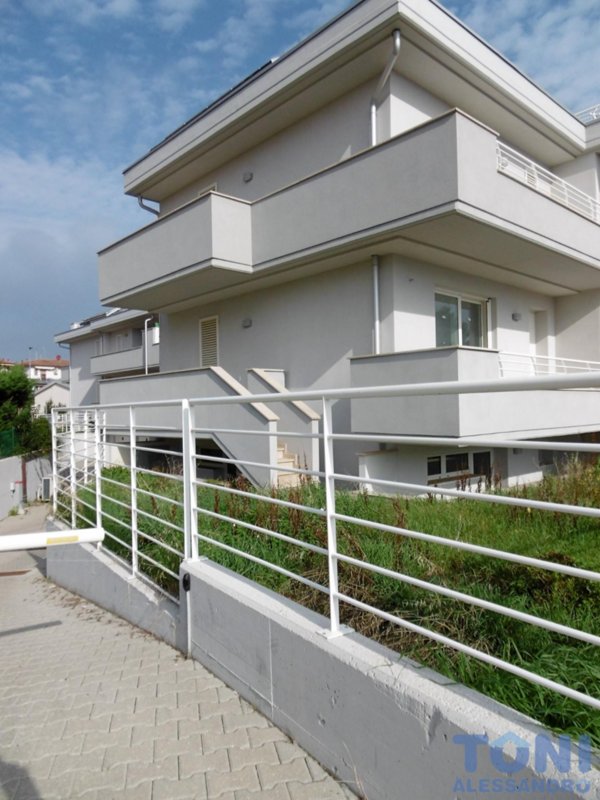 casa indipendente in vendita ad Empoli