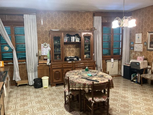 casa indipendente in vendita ad Empoli in zona Pontorme