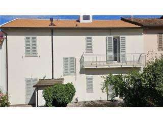 intera palazzina in vendita ad Empoli in zona Ponzano