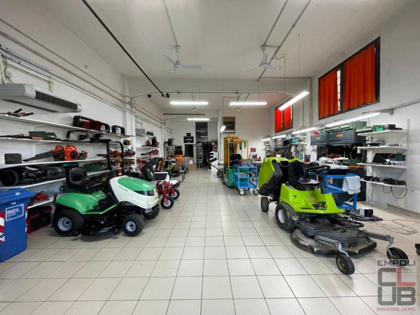 casa semindipendente in vendita ad Empoli in zona Carraia